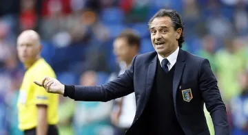 Италианците на пица след "хикс"