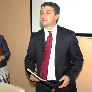 Стойнев пуска багери гиганти в мините