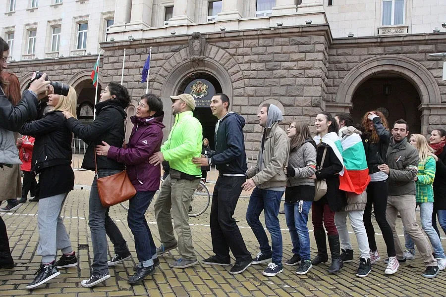 Студенти, не правете партия