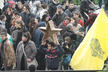 Чакат Орешарски на Орлов мост