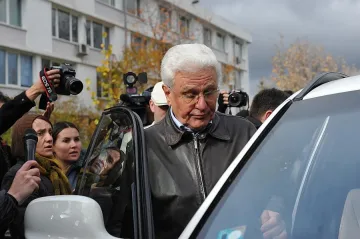 Бисеров на свобода с гаранция от 25 хил. лв.