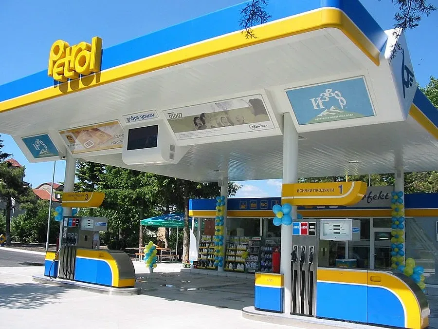 Съдът сменя шефове в "Петрол Холдинг"