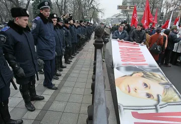 Янукович отказа амнистия за Тимошенко