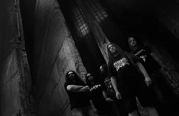 „Fear! Ignorance! Authority!” разтърсва София