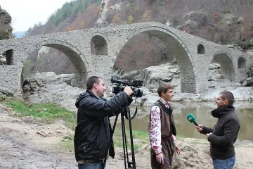Разследват митовете и легендите за Дяволския мост