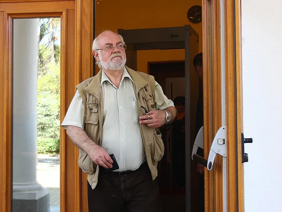 Тренчев: КНСБ се срещат с партийни лидери