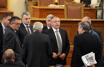 БСП и ГЕРБ си мерят митингите