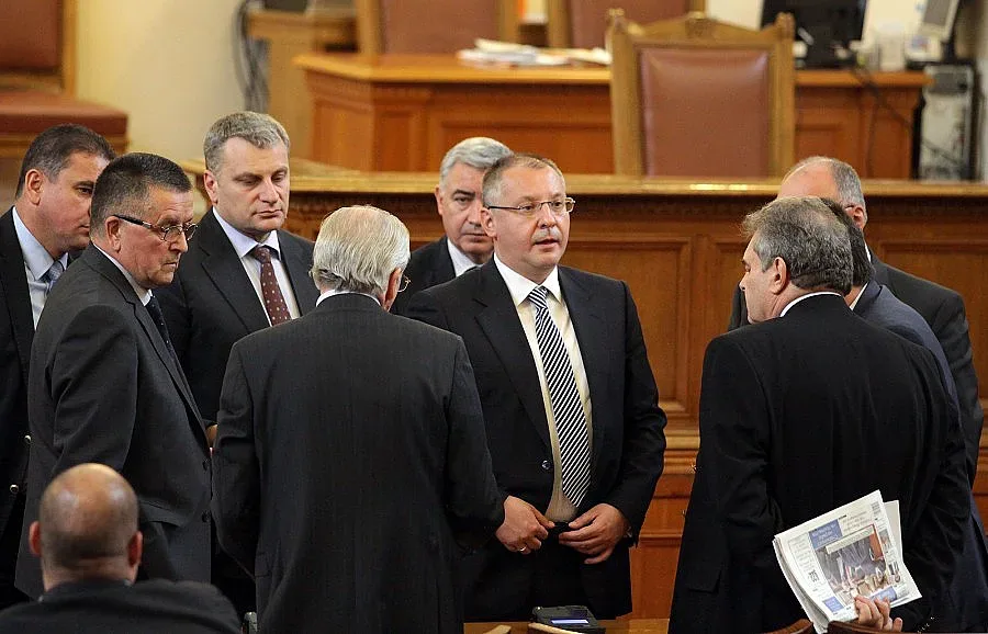 БСП и ГЕРБ си мерят митингите