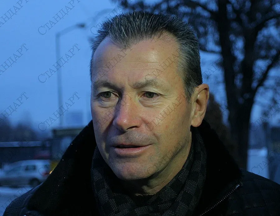 Стойнето дава Майкъла на съд