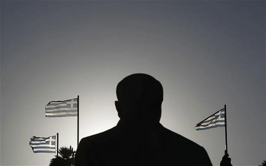 Гърция спря тока на 350 000 домакинства