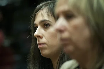 Съдят пианистка за вдигане на шум