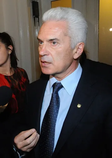 Сидеров обвини САЩ за студентските протести