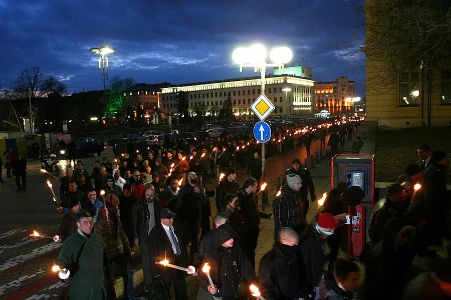 Дават на Цацаров новите националисти
