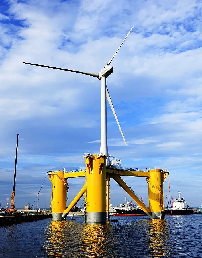 Пуснаха плаваща централа