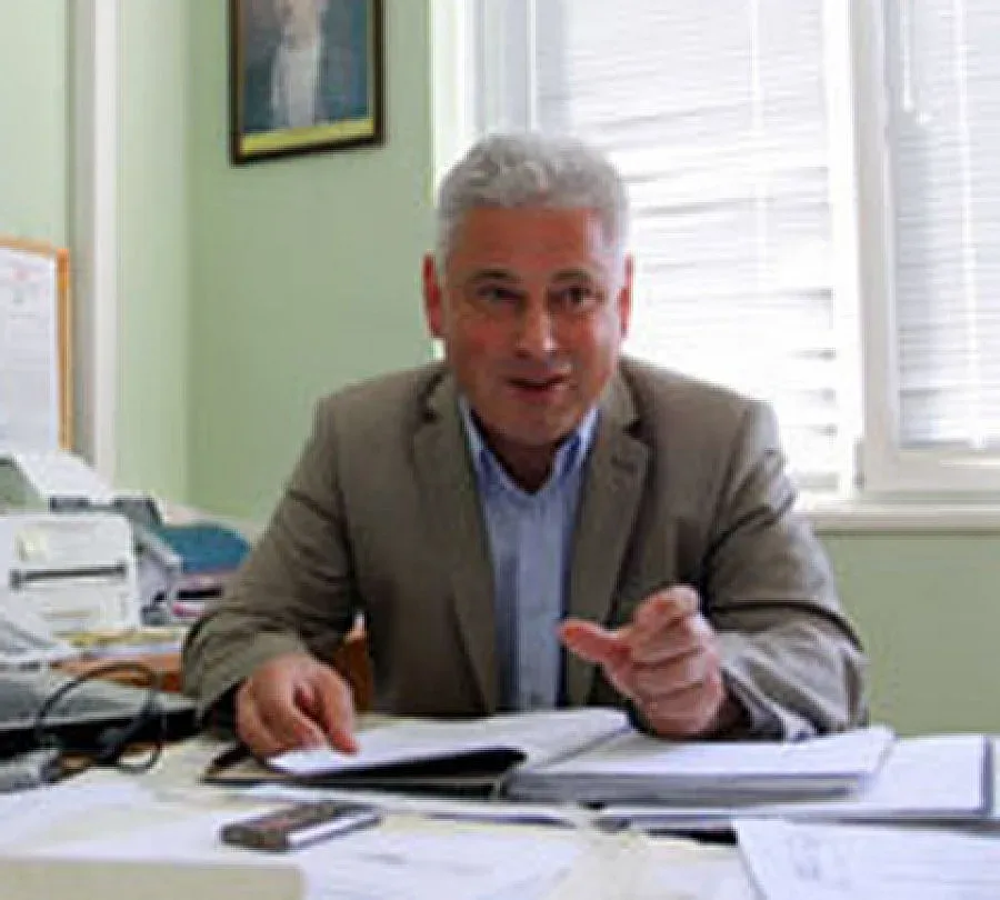 До месец и половина връщаме нелегалните