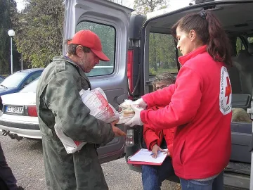 Топла храна за бездомници в Стара Загора