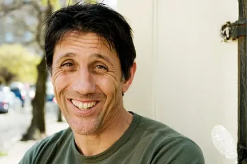 Асен дублира Слай в "Невъзможно бягство"