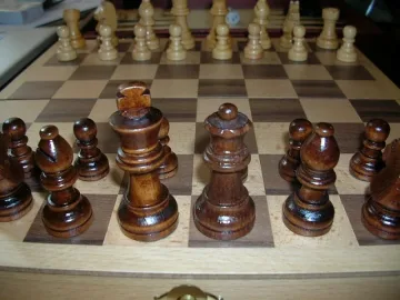 Падаме от азерите на Евро 13