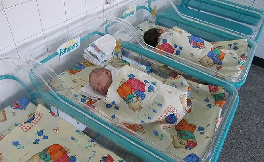 Процес в Кипър за незаконно осиновяване на българско бебе