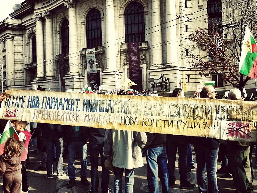 Студенти окупираха Ректората 