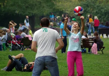 Времето в неделя: Заоблачаване от запад на изток