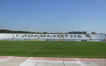 1000 фенове и бой на юноши