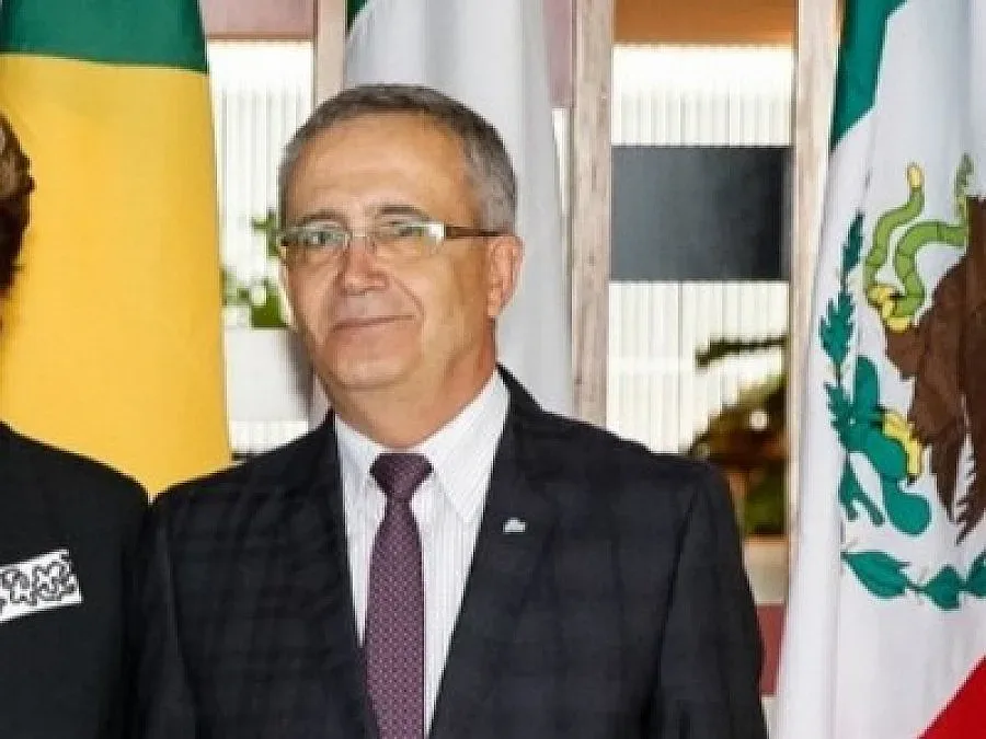 Николов: Връщам се обратно в Бразилия