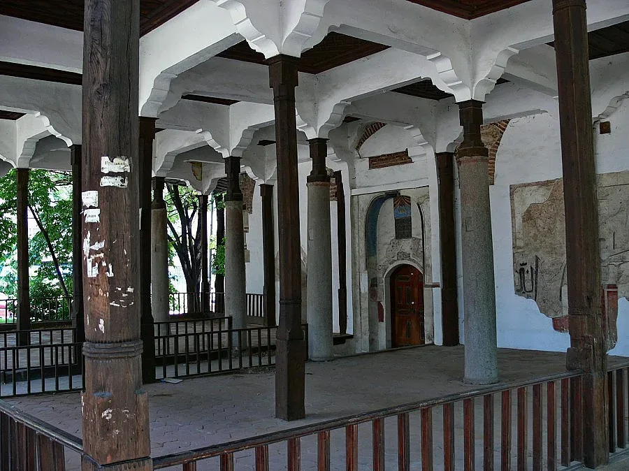 Карлово излиза на протест за Куршум джамия