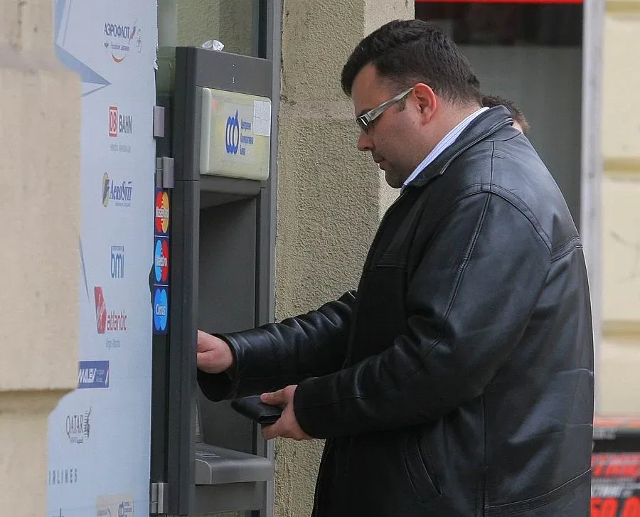 Банкоматите в страната блокираха