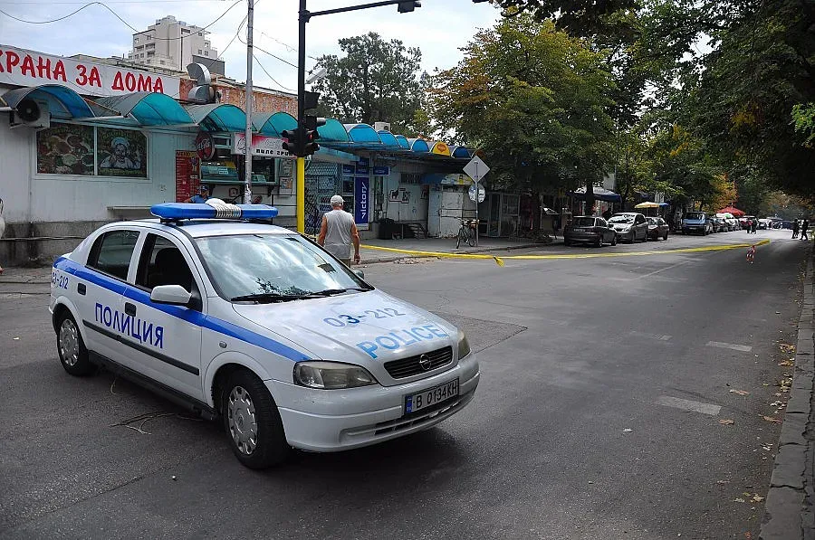 Арестуваха двама за грабеж на пенсии