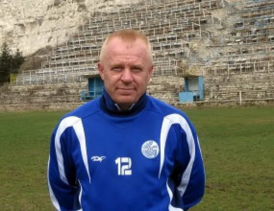 "Етър" си прибра Кирячето