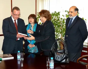 Стоянович се срещна с шефа на Португалския културен институт