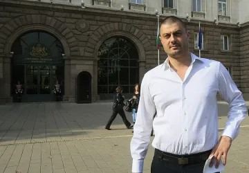 Бареков поиска национално примирие за бежанците