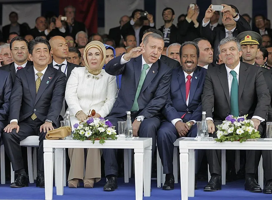 Ердоган разделя студентите в мъжки и женски общежития