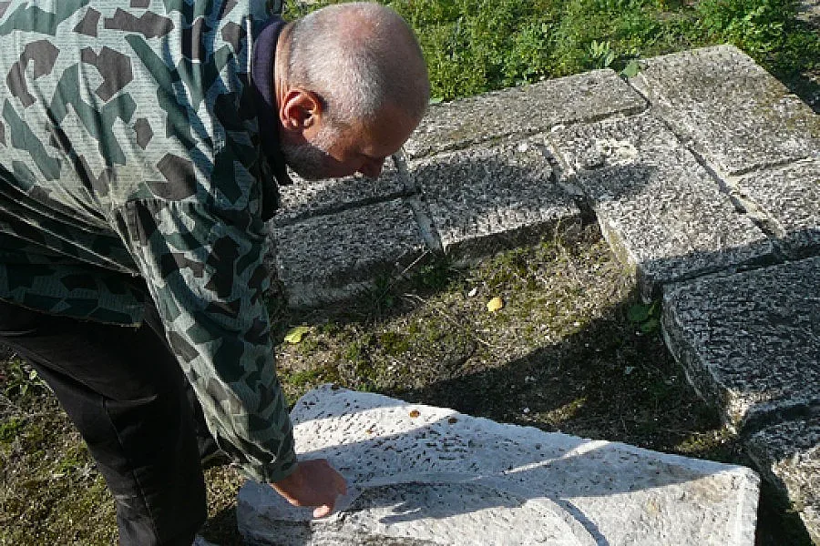 Царски мавзолей във Велики Преслав