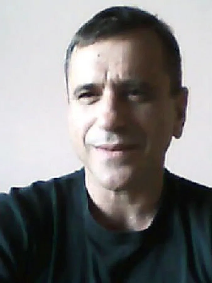 Морякът си направил харакири от мъка