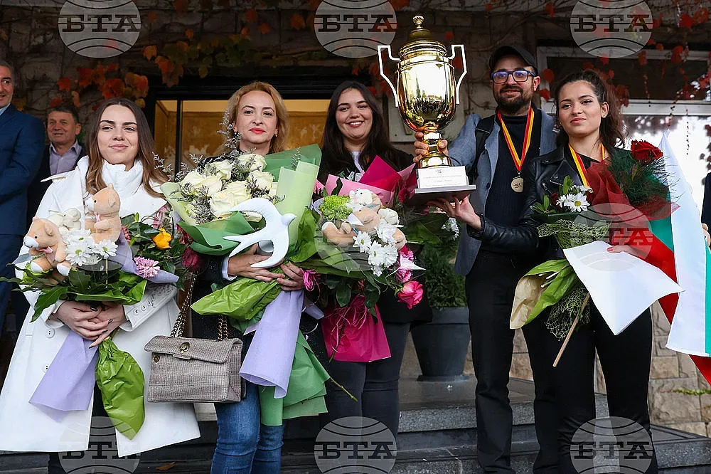Нови победи на шахматистите ни в Будапеща