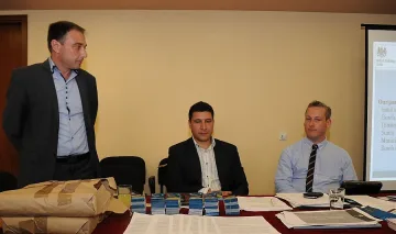 Шефът на Слънчев бряг съди депутат, обидил го на "калинка"