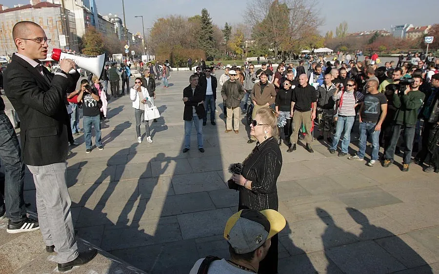 БХК сезира прокуратурата заради ВМРО-БНД