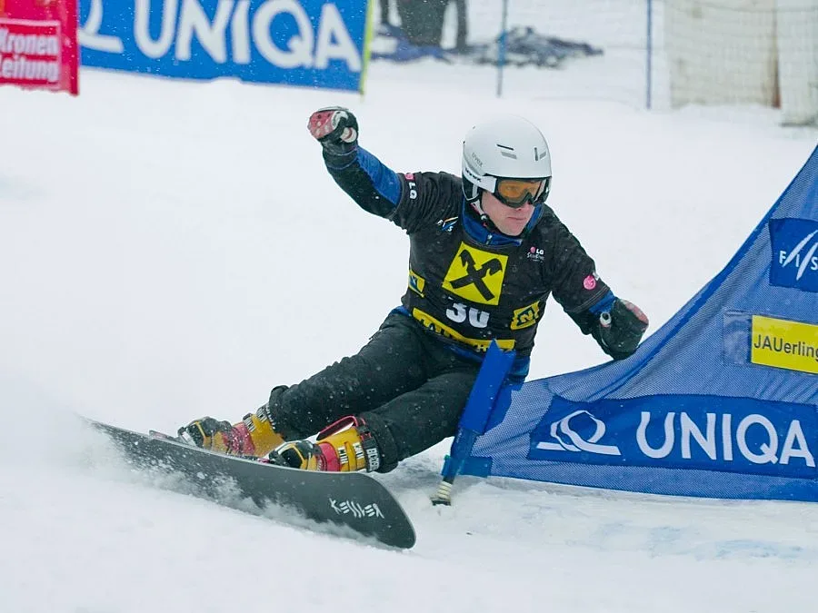 Зимните спортове са срещу зимно първенство по футбол