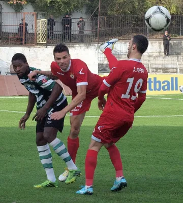 ЦСКА без треньори и Менди срещу "Лудогорец"