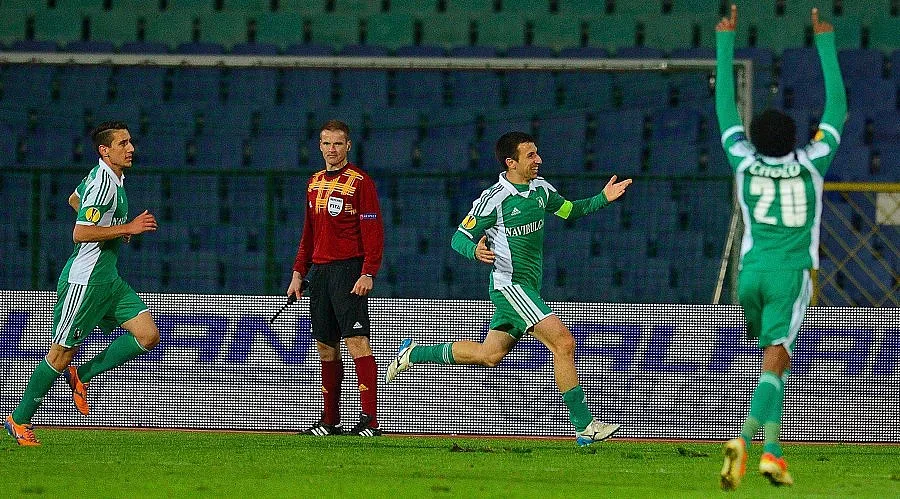 "Лудогорец" напълни 10 рейса за София 