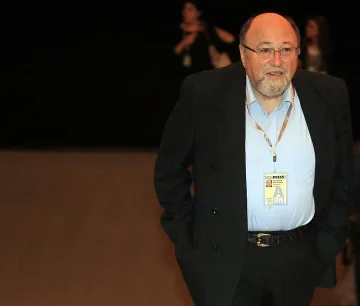 Йорданов: Българите да се явят на поправителен изпит