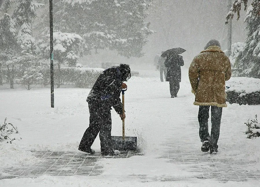 Само 1 фирма с мерак да чисти снега в Благоевград