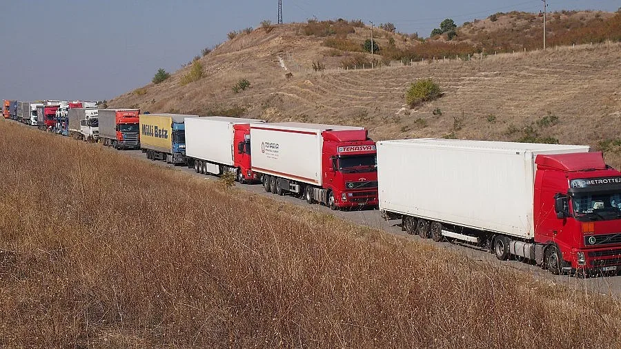 Нови проблеми с тирове на българо-турската граница