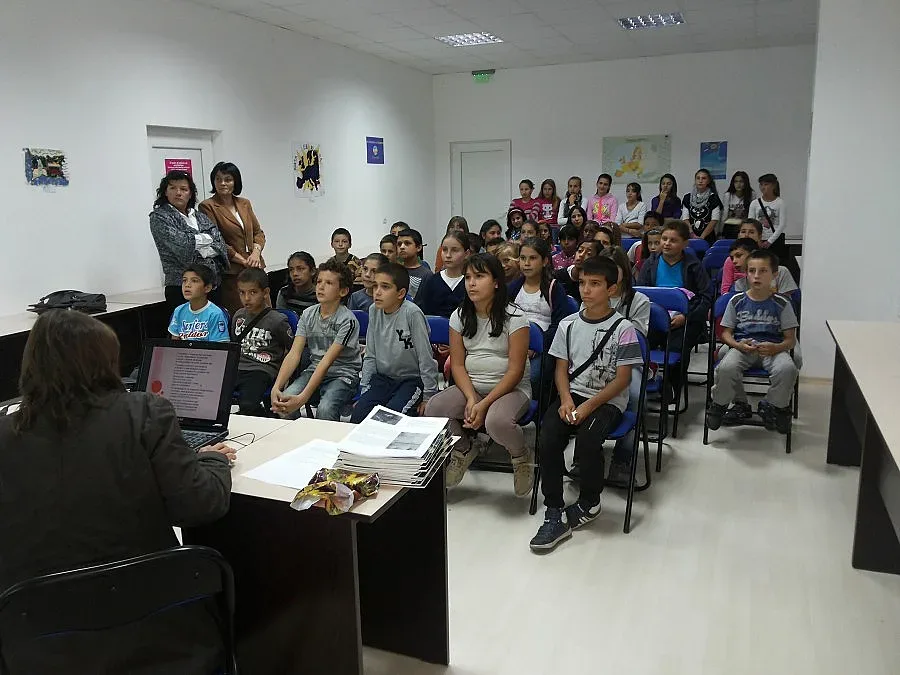 С викторина отбелязаха Деня на народните будители в Хаджидимово