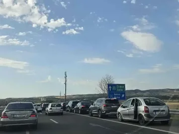 Пълна блокада на движението в Южното Черноморие (Снимки)