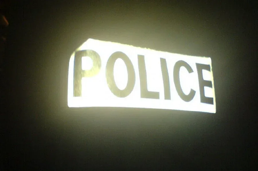 Банков обирджия стреля по полицаи в София