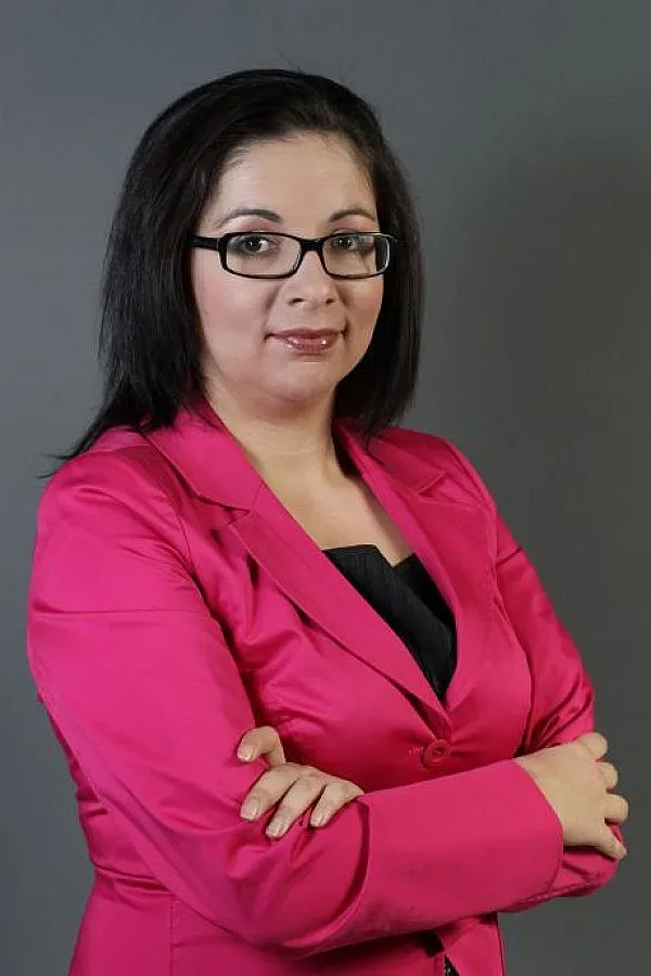 Дарина Сарелска от бТВ поема новините на Нова ТВ