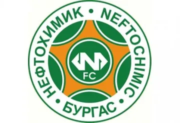 Шеф се пребоядиса след бой